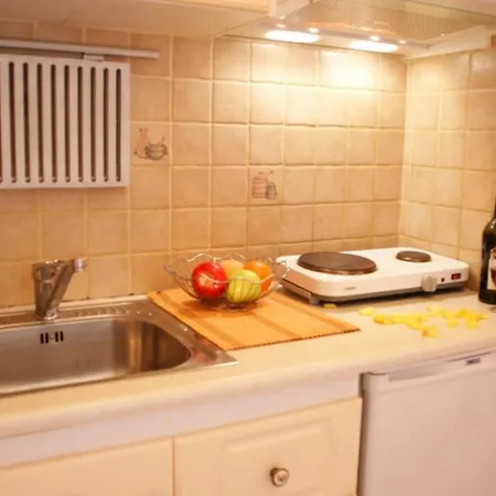 Twins Apartment *